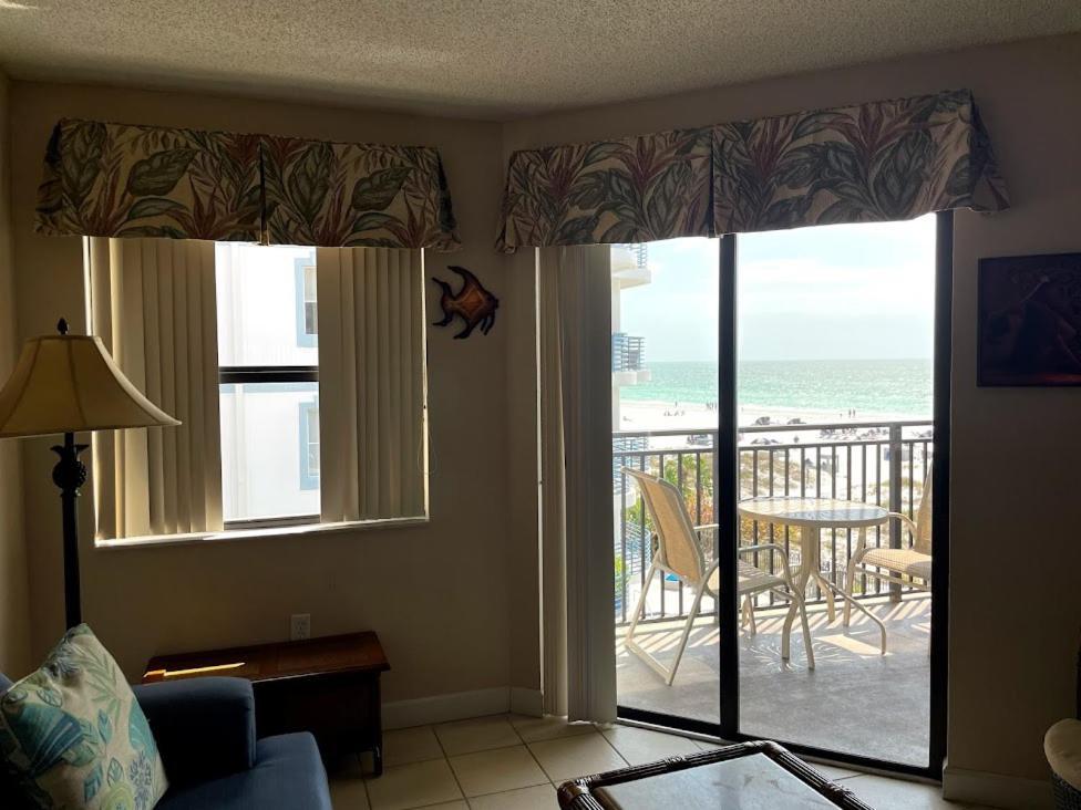 Beachfront Condo Ocean View St. Pete Beach Exterior photo